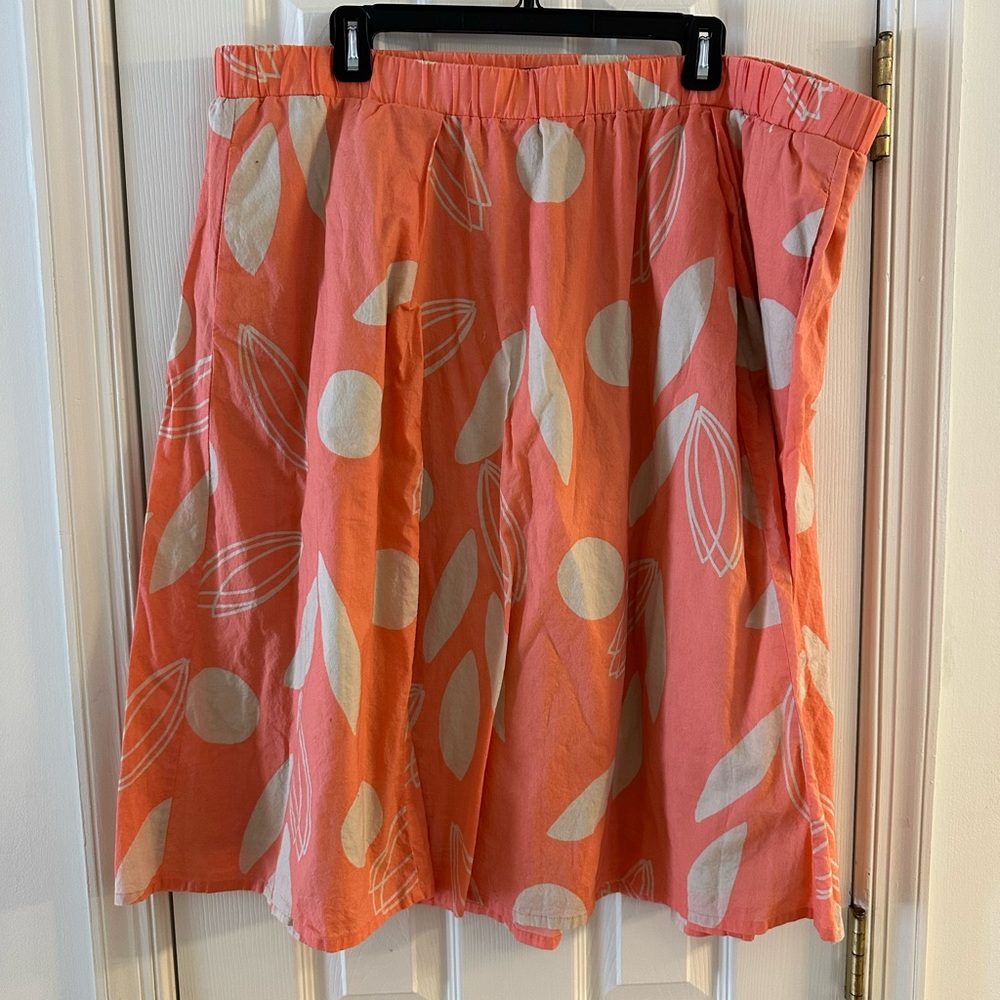 Lane Bryant Peach and White A-Line Skirt with Pockets!!! Size 22/24. 100% cotton
